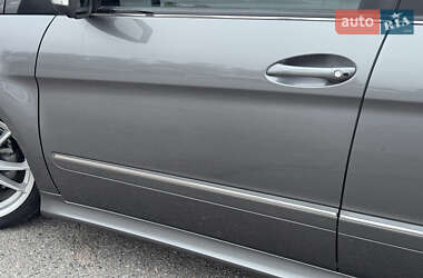 Хэтчбек Mercedes-Benz B-Class 2009 в 