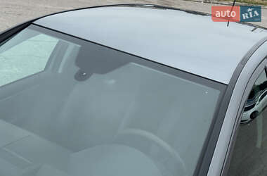 Хэтчбек Mercedes-Benz B-Class 2009 в 