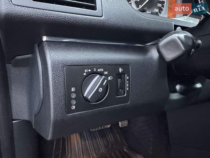Хэтчбек Mercedes-Benz B-Class 2009 в Белой Церкви