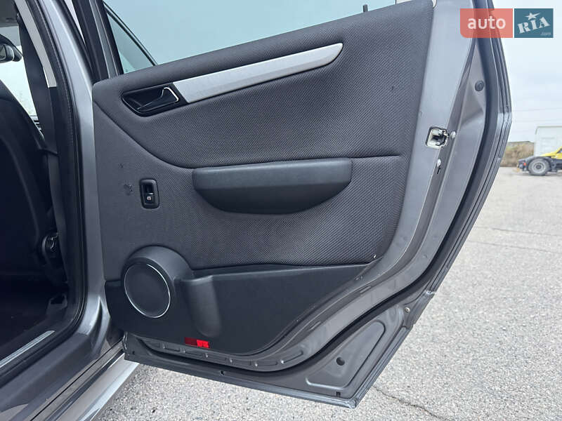 Хэтчбек Mercedes-Benz B-Class 2009 в Белой Церкви