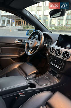 Хэтчбек Mercedes-Benz B-Class 2015 в 