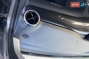 Хэтчбек Mercedes-Benz B-Class 2017 в 