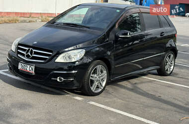 Mercedes-Benz B-Class 2011