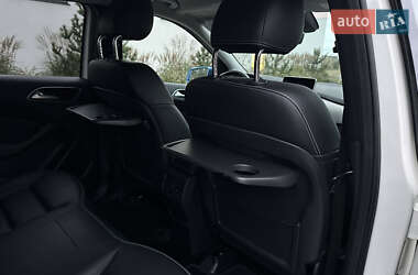 Хэтчбек Mercedes-Benz B-Class 2015 в 