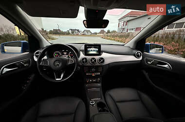 Хэтчбек Mercedes-Benz B-Class 2015 в 