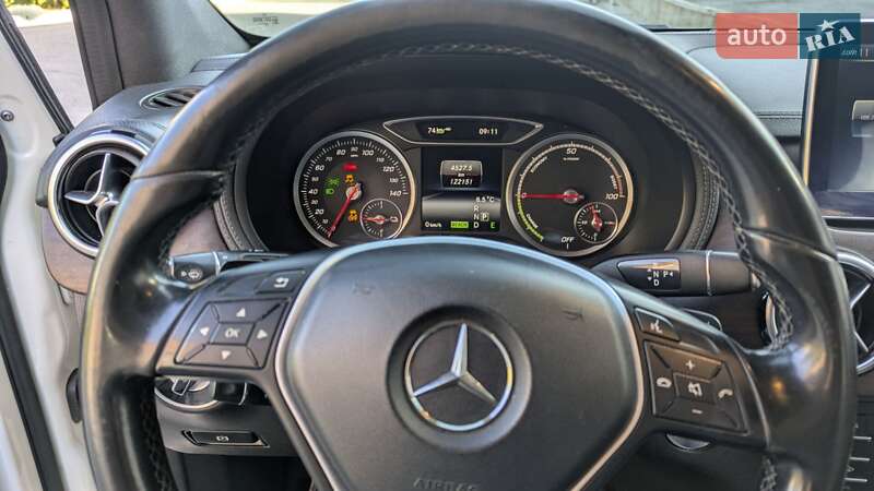 Хэтчбек Mercedes-Benz B-Class 2015 в Белой Церкви