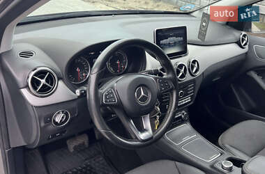 Хэтчбек Mercedes-Benz B-Class 2015 в 