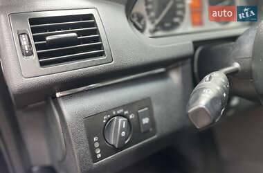Хэтчбек Mercedes-Benz B-Class 2006 в 