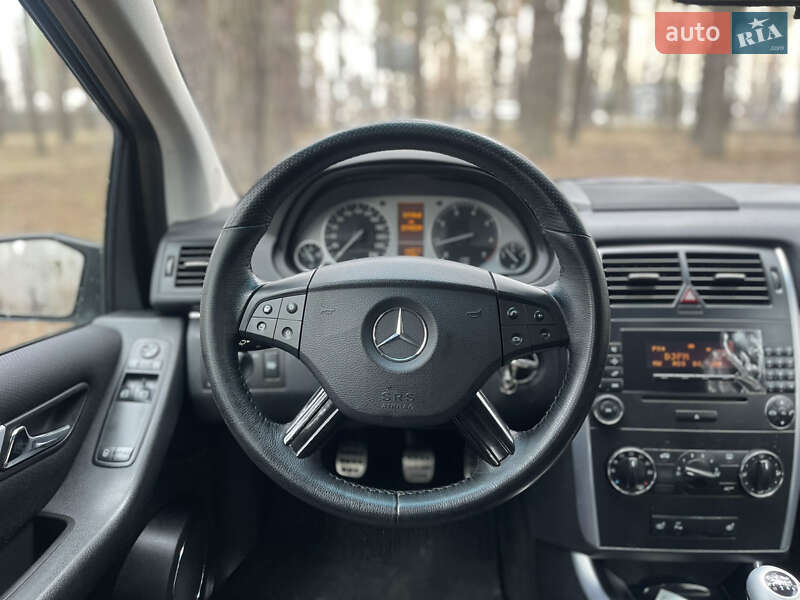 Хетчбек Mercedes-Benz B-Class 2006 в Києві фото 16 Хетчбек Mercedes-Benz B-Class 2006 в Києві