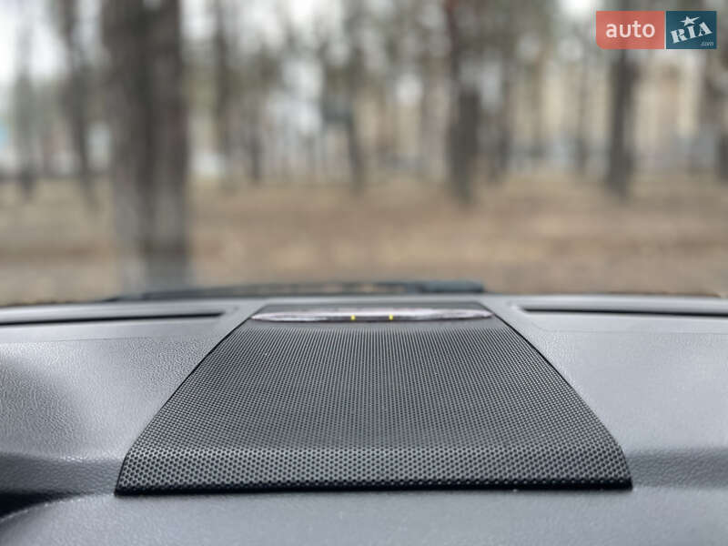 Хетчбек Mercedes-Benz B-Class 2006 в Києві фото 29 Хетчбек Mercedes-Benz B-Class 2006 в Києві