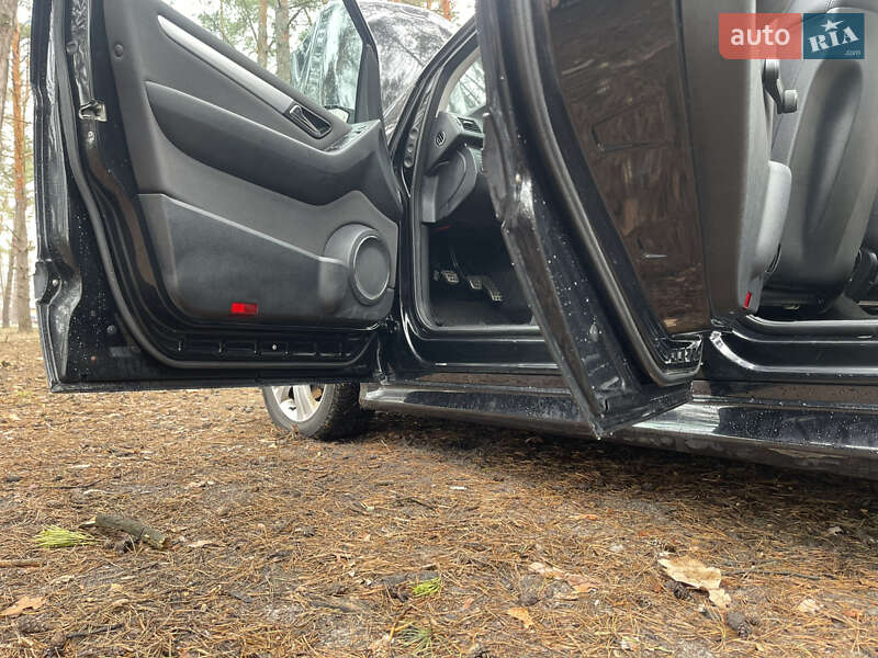 Хетчбек Mercedes-Benz B-Class 2006 в Києві фото 34 Хетчбек Mercedes-Benz B-Class 2006 в Києві