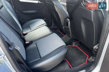 Хэтчбек Mercedes-Benz B-Class 2005 в 