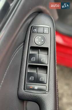 Хэтчбек Mercedes-Benz B-Class 2013 в 