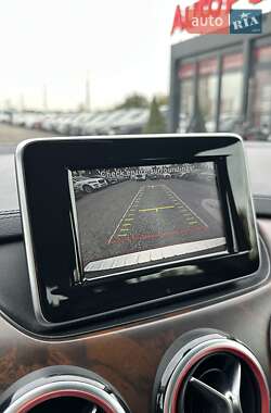 Хэтчбек Mercedes-Benz B-Class 2013 в 