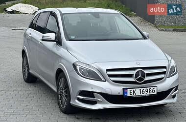 Хэтчбек Mercedes-Benz B-Class 2016 в Львове