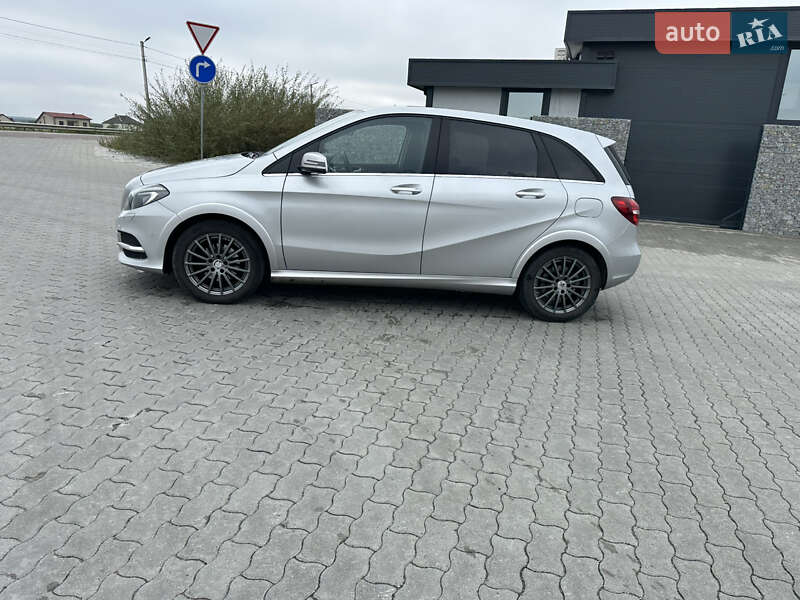 Хетчбек Mercedes-Benz B-Class 2016 в Львові фото 25 Хетчбек Mercedes-Benz B-Class 2016 в Львові