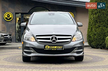 Хэтчбек Mercedes-Benz B-Class 2017 в 