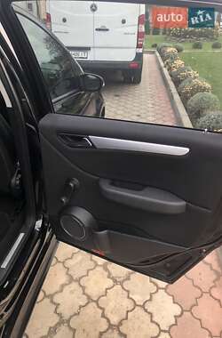 Хэтчбек Mercedes-Benz B-Class 2005 в 