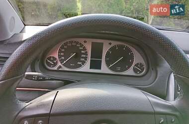 Хэтчбек Mercedes-Benz B-Class 2010 в 
