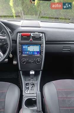 Хэтчбек Mercedes-Benz B-Class 2010 в 