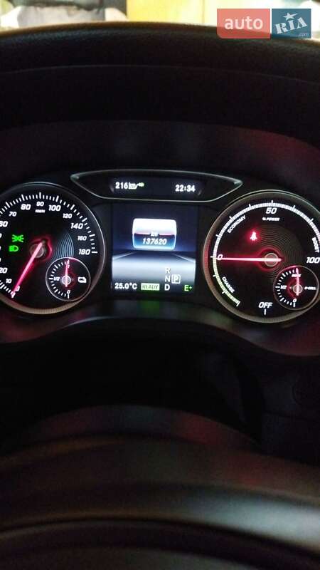 Хэтчбек Mercedes-Benz B-Class 2016 в Киеве