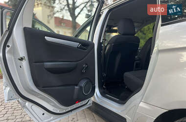 Хэтчбек Mercedes-Benz B-Class 2006 в 