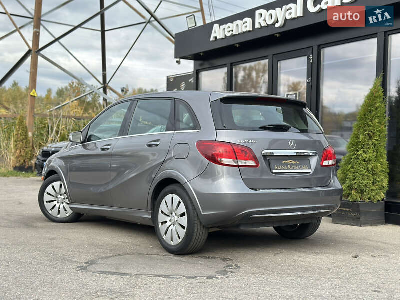 Хэтчбек Mercedes-Benz B-Class 2016 в Харькове