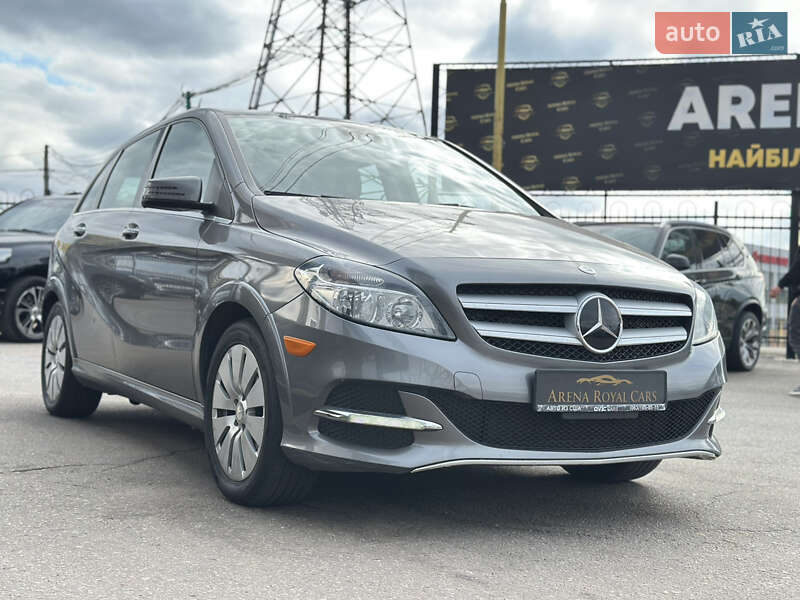 Хэтчбек Mercedes-Benz B-Class 2016 в Харькове