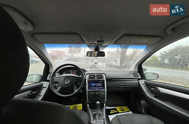 Хэтчбек Mercedes-Benz B-Class 2005 в 