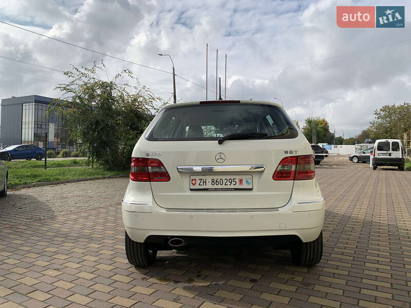 Хэтчбек Mercedes-Benz B-Class 2010 в Ровно