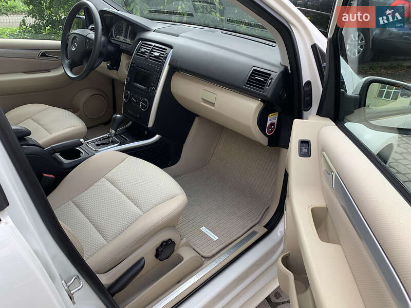 Хэтчбек Mercedes-Benz B-Class 2010 в Ровно