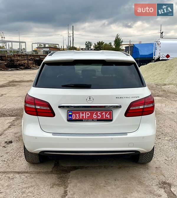 Хэтчбек Mercedes-Benz B-Class 2014 в Львове