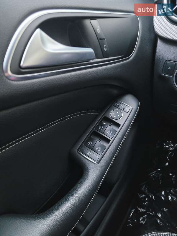 Хэтчбек Mercedes-Benz B-Class 2014 в Виннице