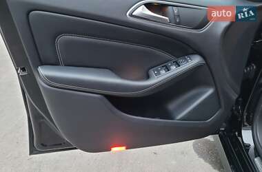 Хэтчбек Mercedes-Benz B-Class 2014 в 