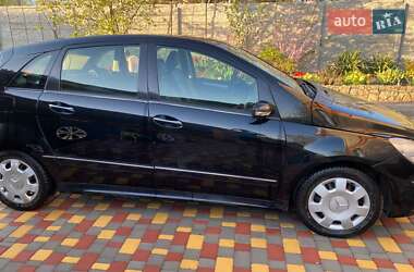 Хэтчбек Mercedes-Benz B-Class 2008 в 