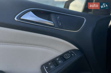 Хэтчбек Mercedes-Benz B-Class 2014 в 
