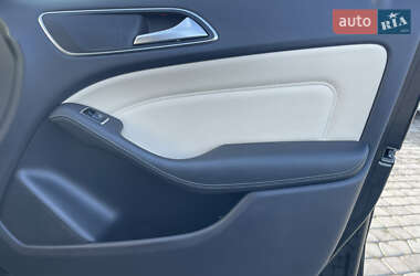 Хэтчбек Mercedes-Benz B-Class 2014 в 