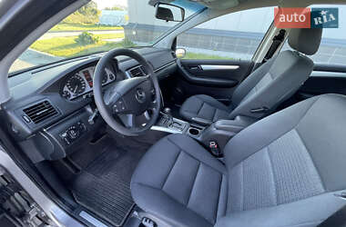 Хэтчбек Mercedes-Benz B-Class 2007 в 