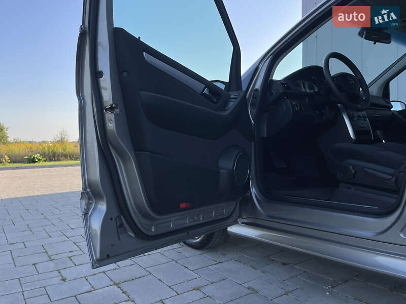 Хэтчбек Mercedes-Benz B-Class 2007 в Ровно фото 53 Хэтчбек Mercedes-Benz B-Class 2007 в Ровно