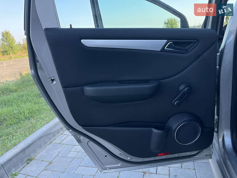 Хэтчбек Mercedes-Benz B-Class 2007 в Ровно фото 57 Хэтчбек Mercedes-Benz B-Class 2007 в Ровно