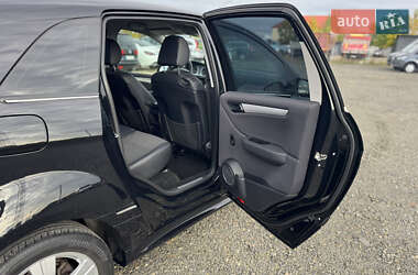 Хэтчбек Mercedes-Benz B-Class 2010 в 