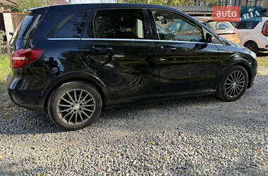 Хэтчбек Mercedes-Benz B-Class 2015 в 