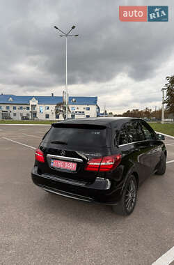 Хэтчбек Mercedes-Benz B-Class 2015 в 