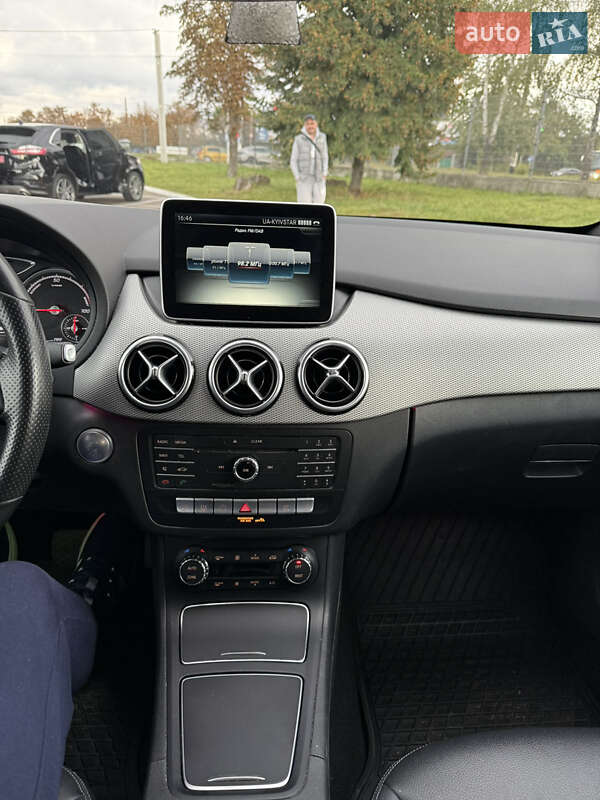 Хэтчбек Mercedes-Benz B-Class 2015 в Житомире