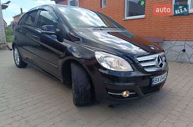 Хэтчбек Mercedes-Benz B-Class 2009 в 