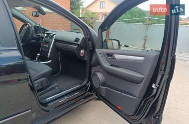 Хэтчбек Mercedes-Benz B-Class 2009 в 