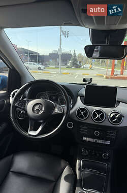 Хэтчбек Mercedes-Benz B-Class 2015 в 