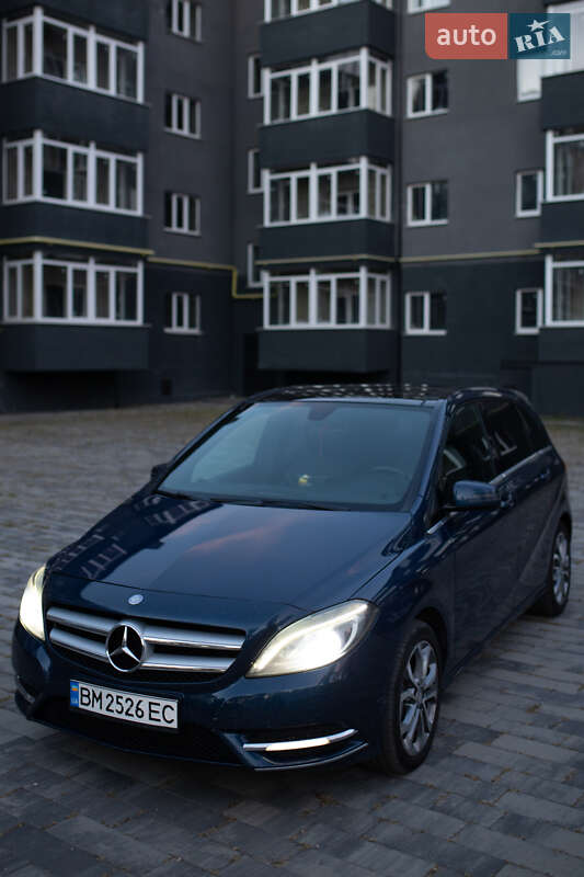 Хэтчбек Mercedes-Benz B-Class 2013 в Ахтырке фото 2 Хэтчбек Mercedes-Benz B-Class 2013 в Ахтырке