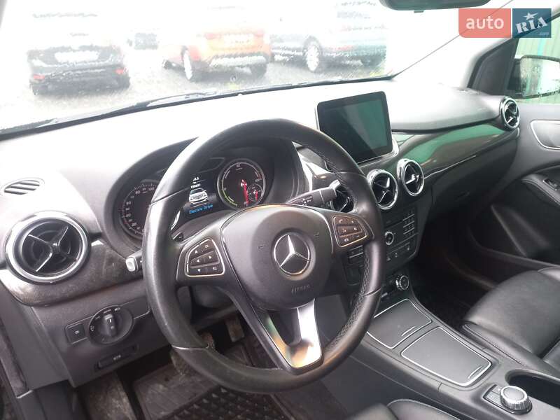 Хэтчбек Mercedes-Benz B-Class 2017 в Шептицькому