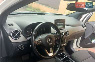 Хэтчбек Mercedes-Benz B-Class 2015 в 